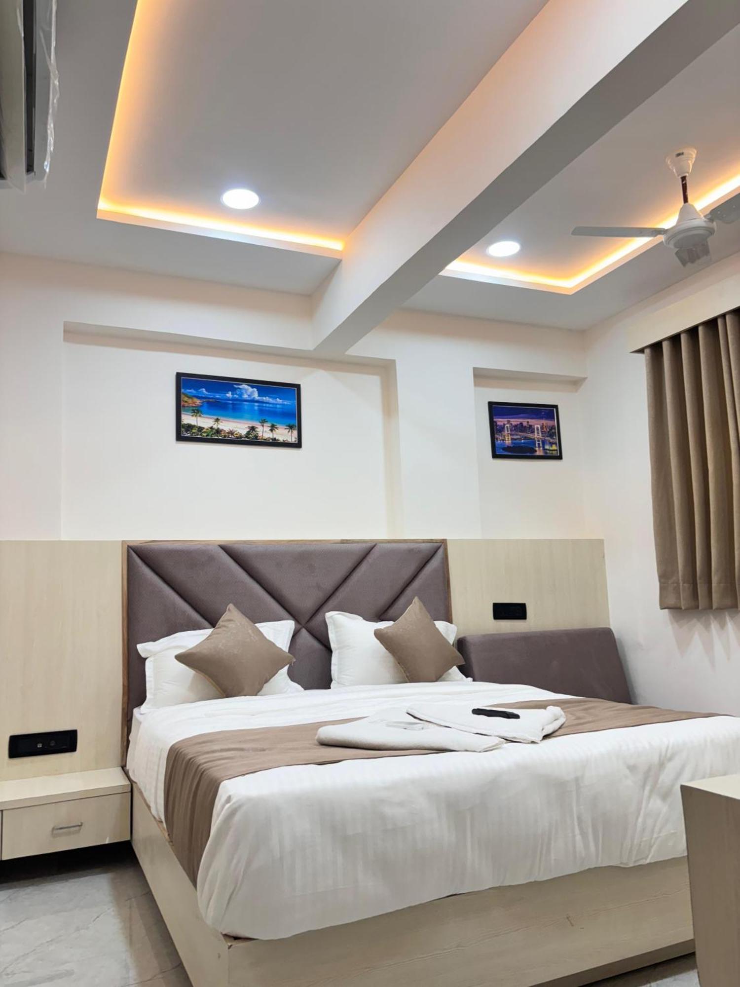 Hotel Hill Top Ahmadábád Kültér fotó